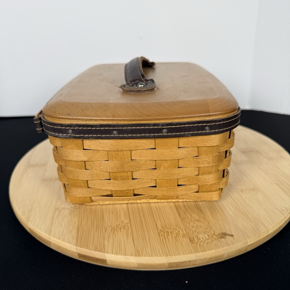 Longaberger Basket Baking Celebration With Lid Handwoven Woodcrafts Brown 2004 - Picture 2 of 10